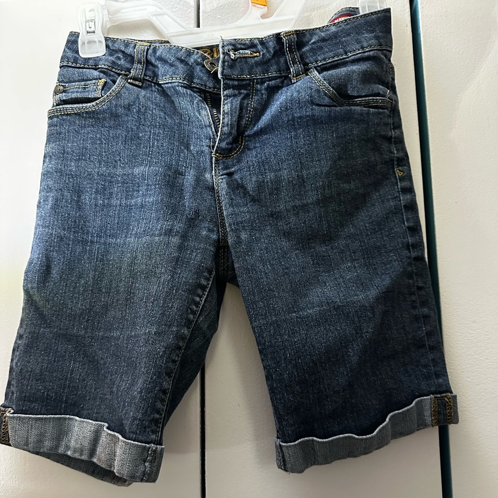 Arizona girls jeans shorts. Size 12.